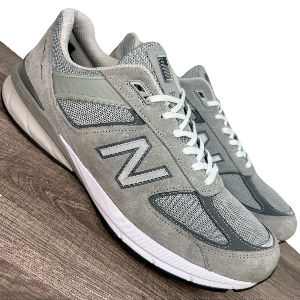 New Balance 990v5 Running Shoes (M990GL5)